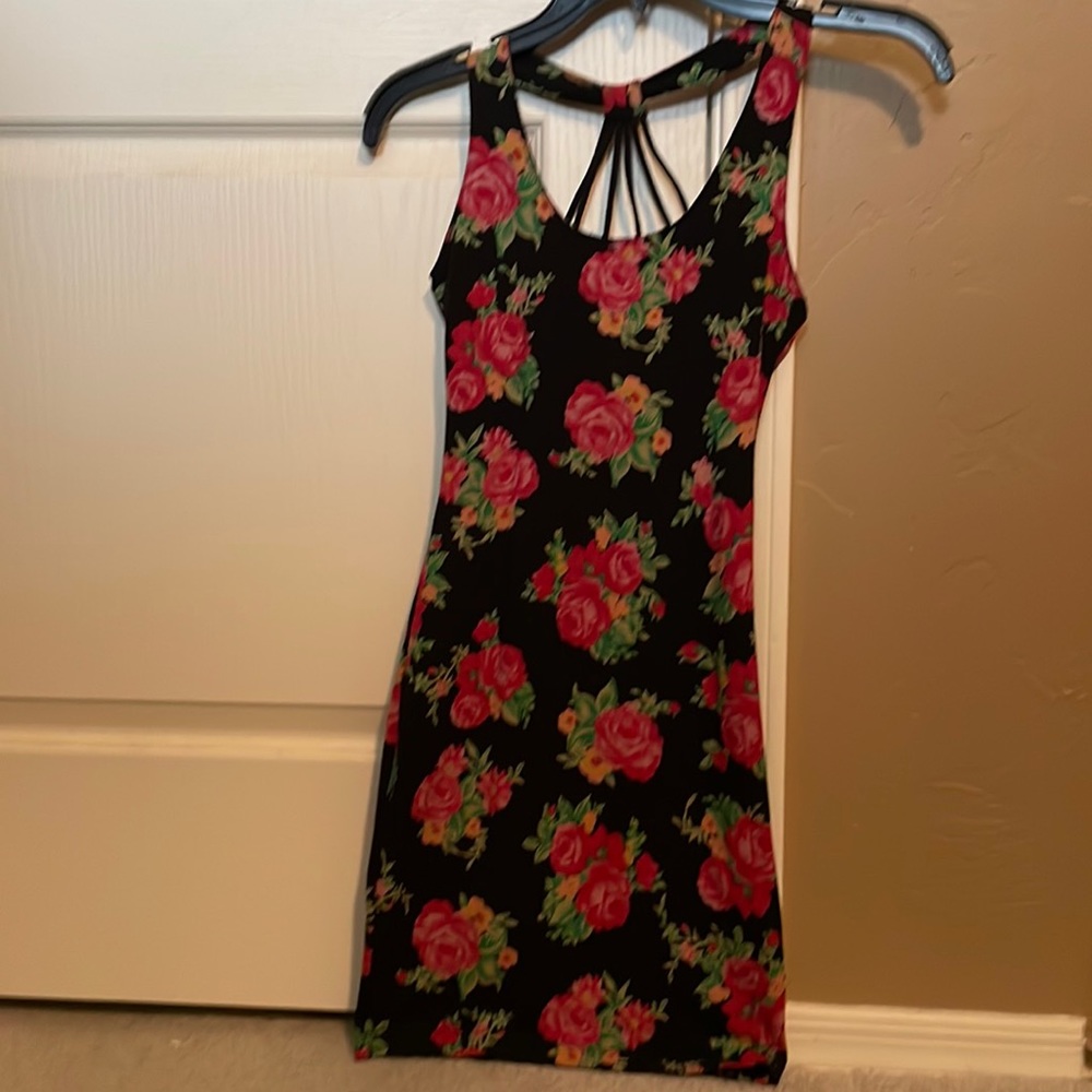 Guess XXS black dress with colorful flowers